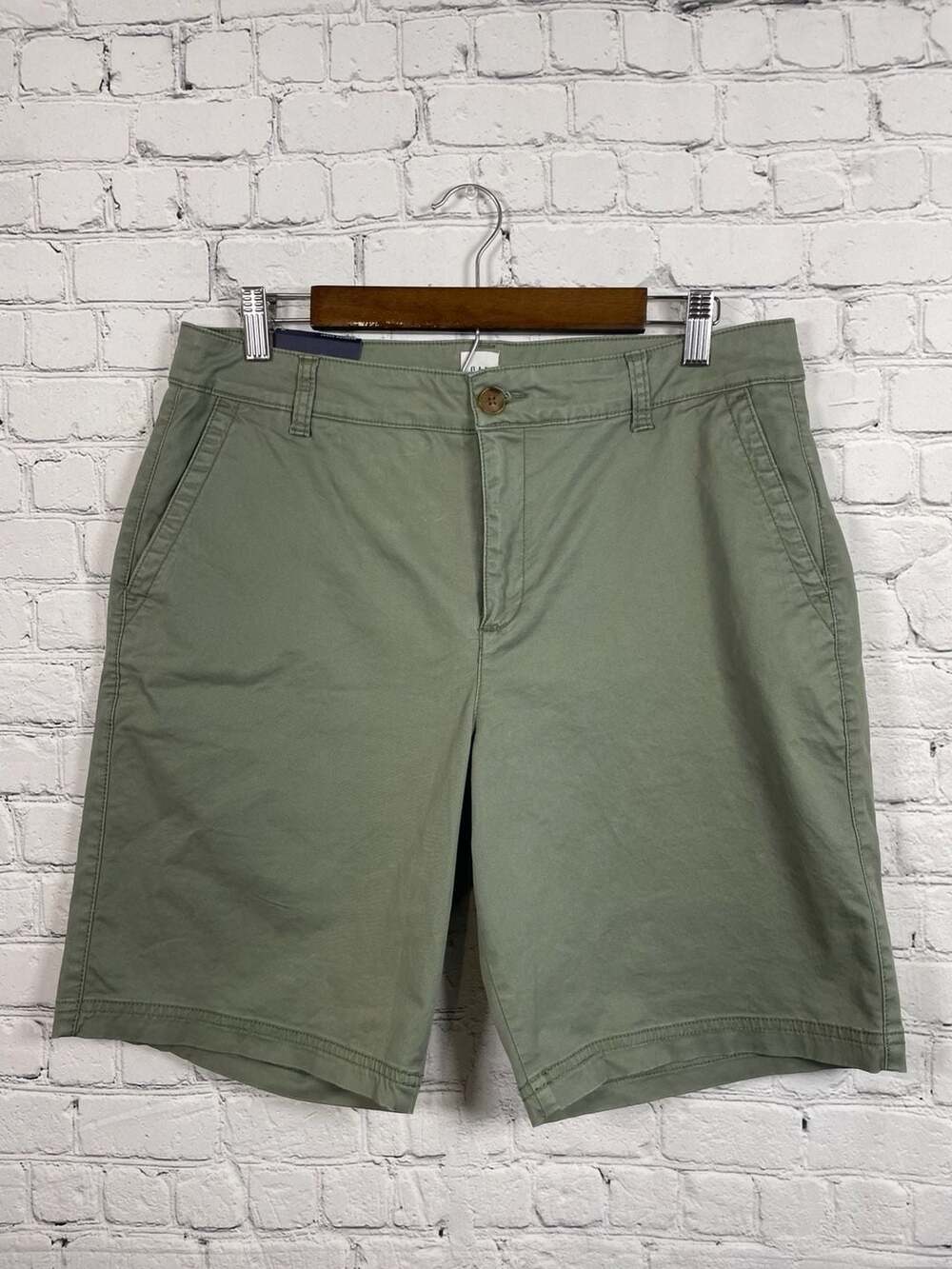 NWT Gap High Rise 9" Stretch Bermuda Shorts Olive Green Size 12
